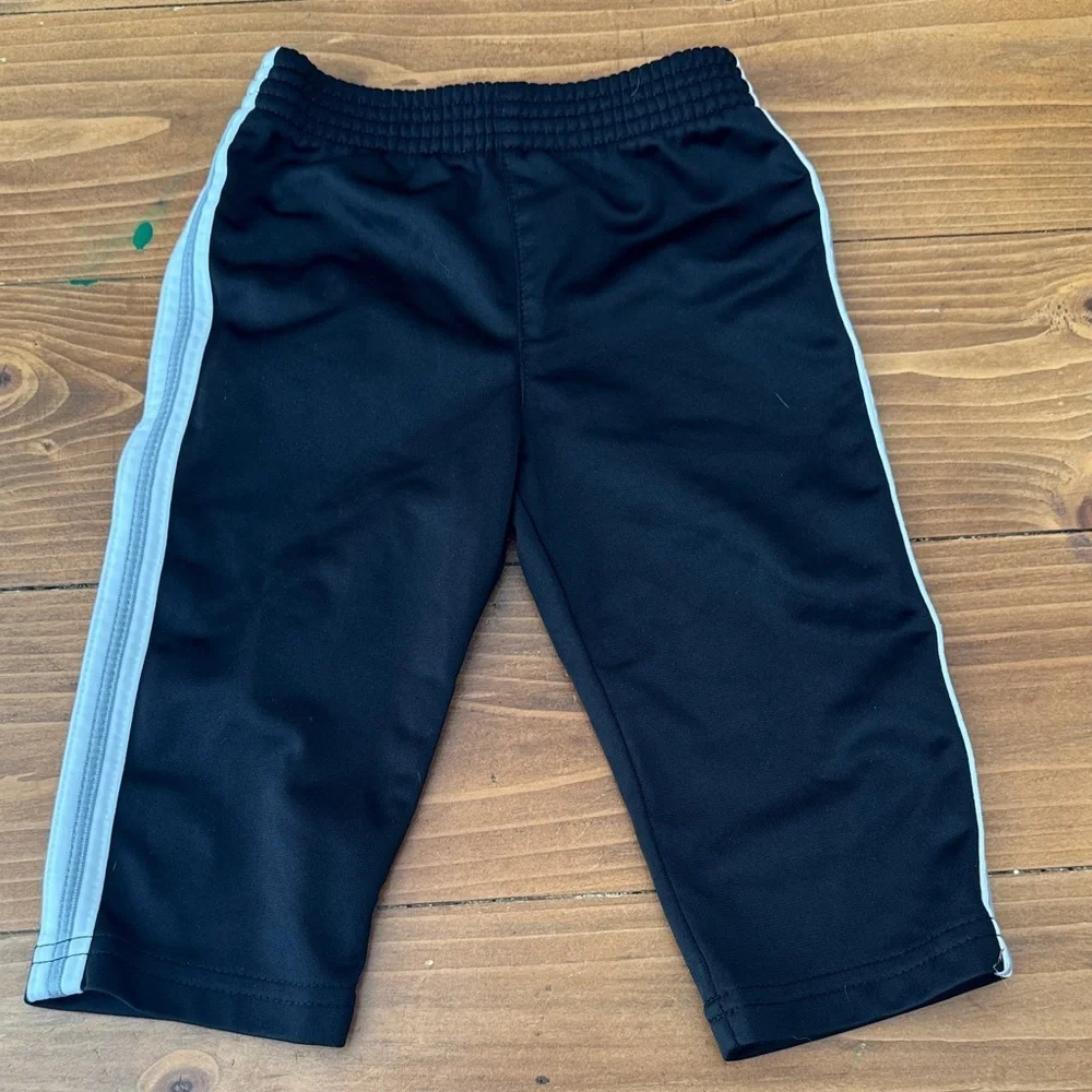 Carter's infant Black, Camo, Gray Construction Joggers Set‎
